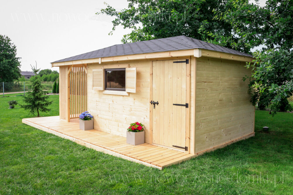 Wooden shed for tools and relaxation